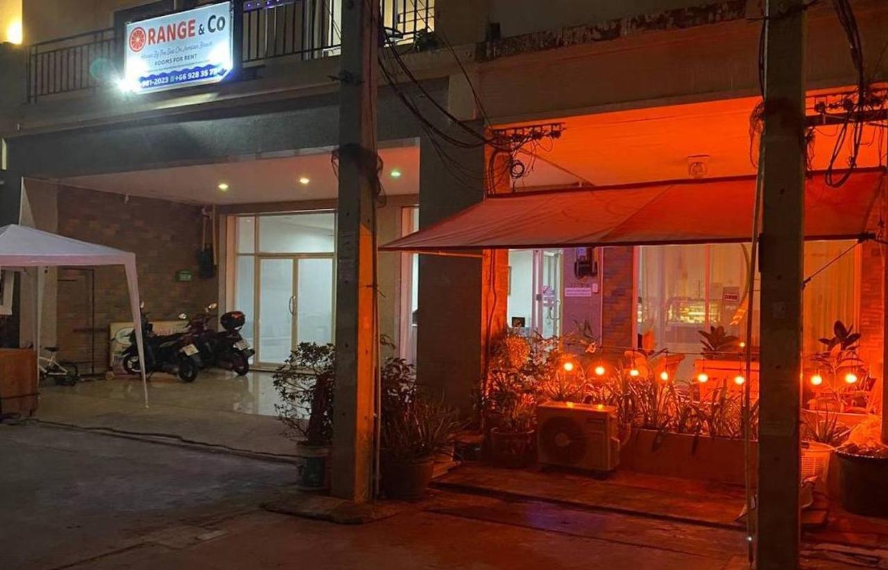 Orange Jomtien 호텔 외부 사진