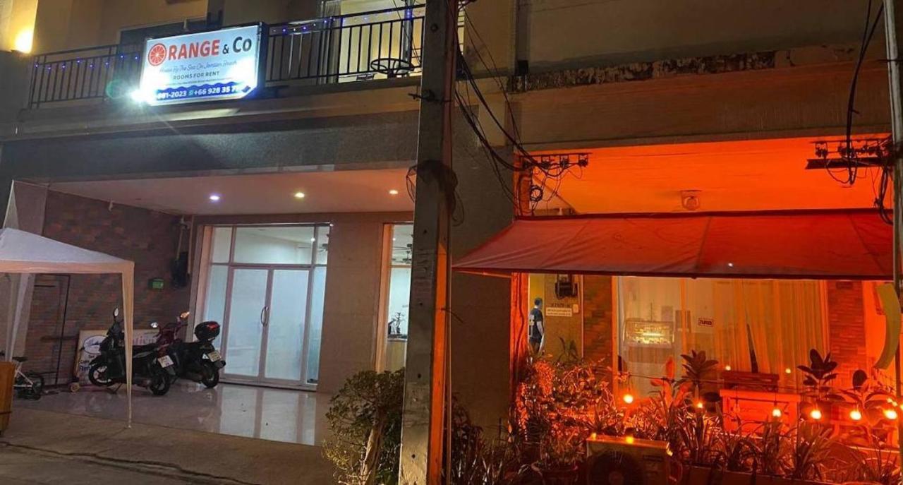 Orange Jomtien 호텔 외부 사진