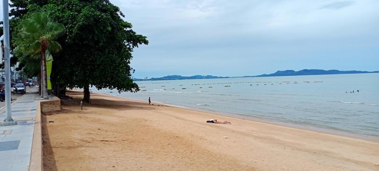 Orange Jomtien 호텔 외부 사진